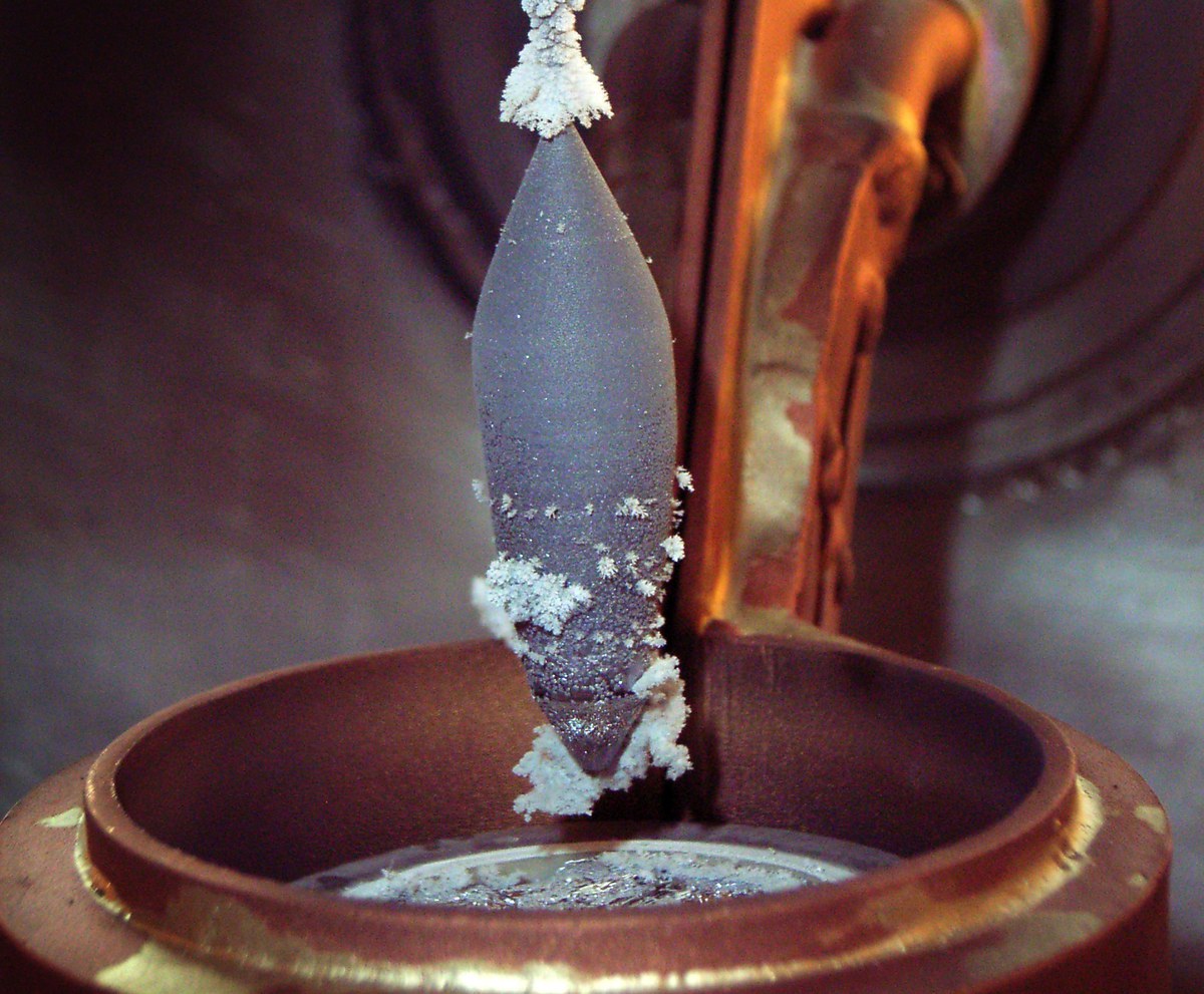 Czochralski single crystal