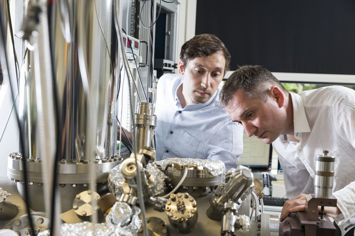 Dr. Taner Esat und Dr. Ruslan Temirov