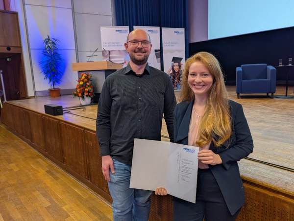 Clemens Wittberg received the Best Poster Award at Memrisys2025