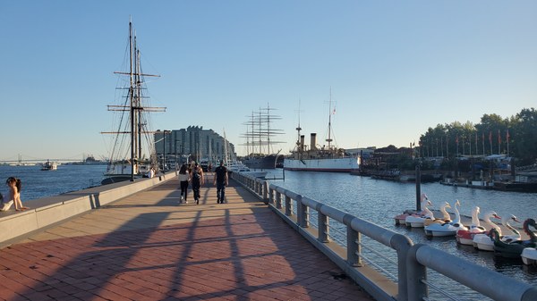 "From Physicist to RSE - My Journey to USRSE'25 in Philadelphia"