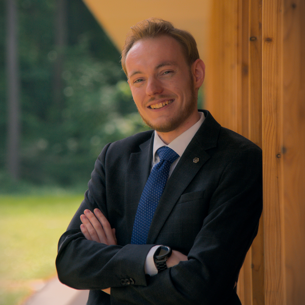Niklas Eyckeler