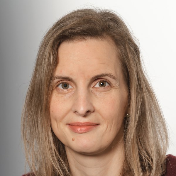 Iris von der Hocht