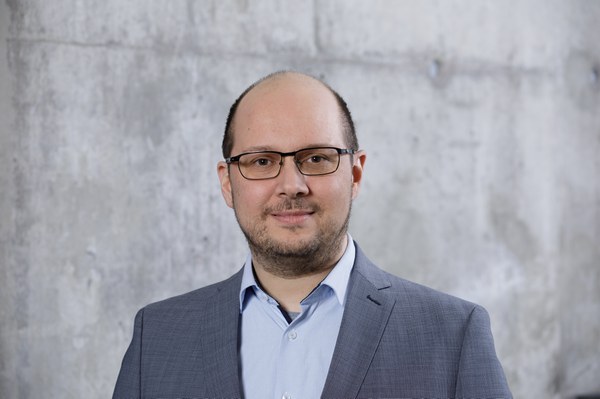 Nils Hoffmann