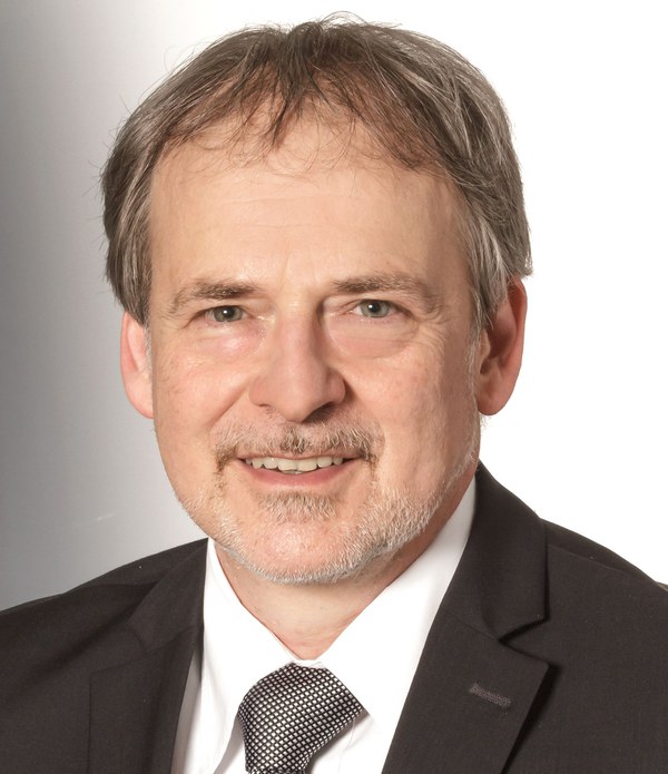 Ralf Peters