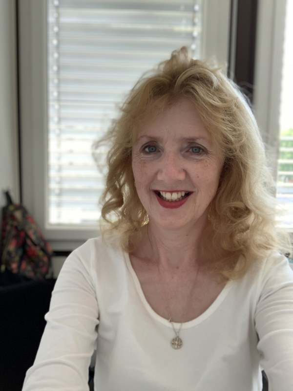 Claire Ryalls