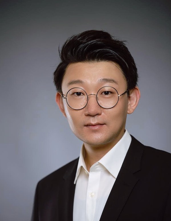 Shicheng Yu